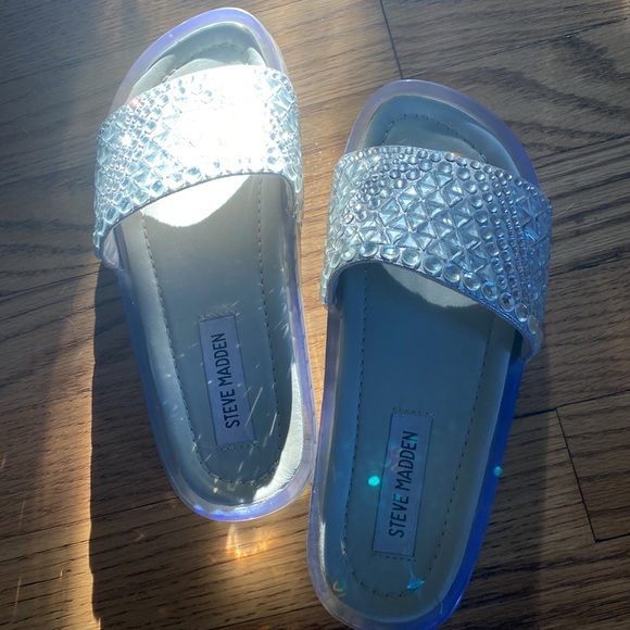Steve Madden Size 6 Jewel Sparkly Slides Silver - Picture 10 of 11